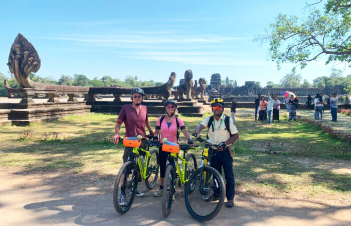 Visit Angkor temple by bike